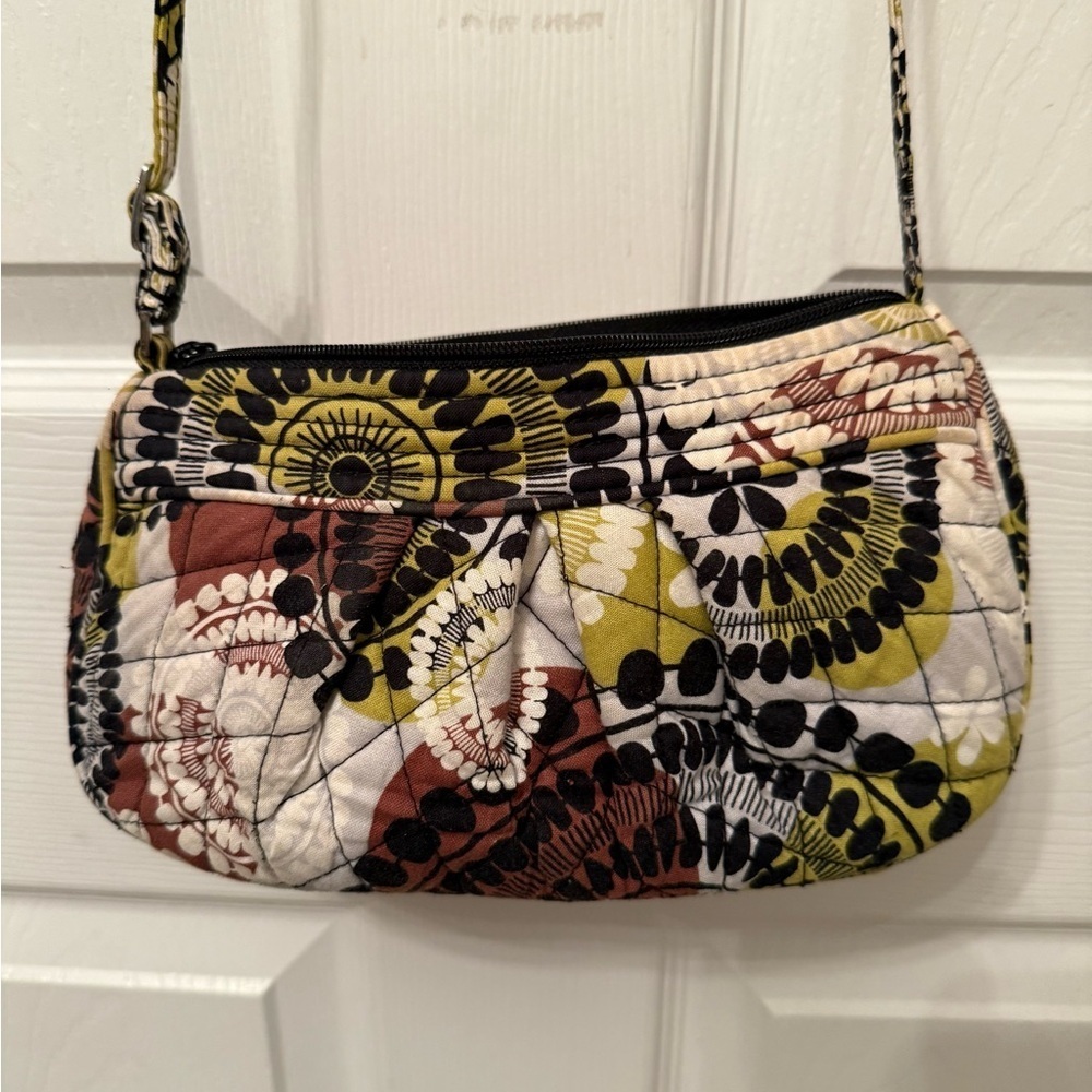 Vera Bradley retired Cocoa
Moss Frannie crossbody
